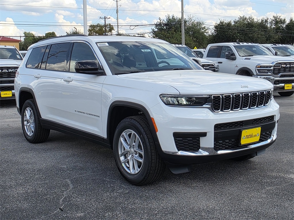 New 2025 Jeep Grand Cherokee L LAREDO X 4X2 Sport Utility