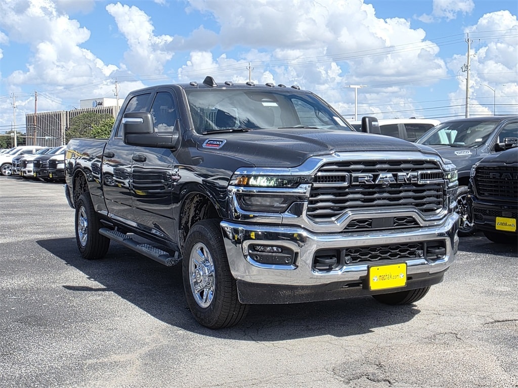 New 2026 Ram 2500 TRADESMAN CREW CAB 4X4 6'4 BOX Pickup