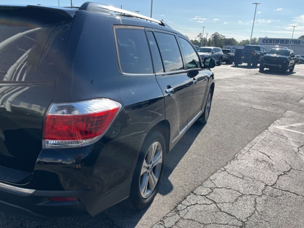 Used 2013 Toyota Highlander Limited SUV