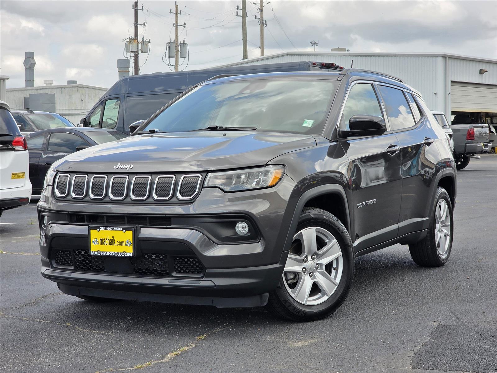 2022 Jeep Compass Latitude's photo