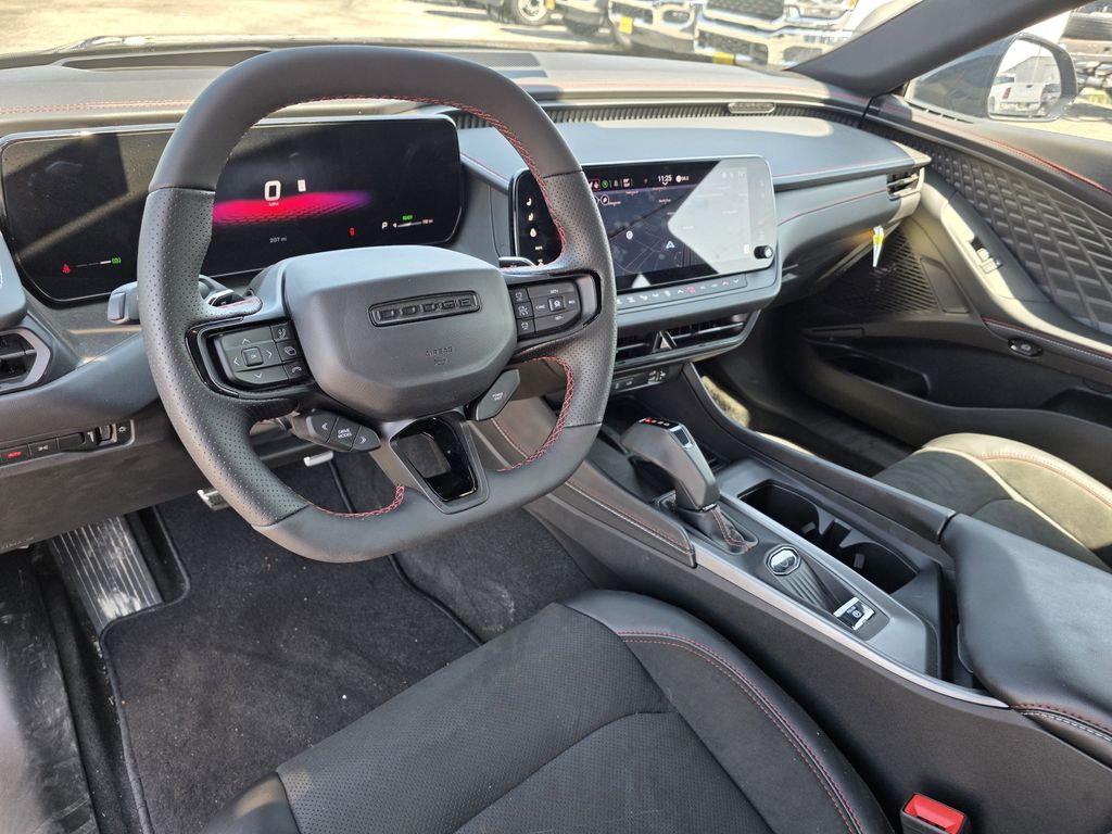 2025 Dodge Charger Daytona Scat Pack - Photo 7