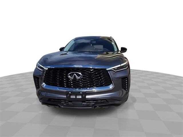 2023 Infiniti QX60 Luxe photo 3