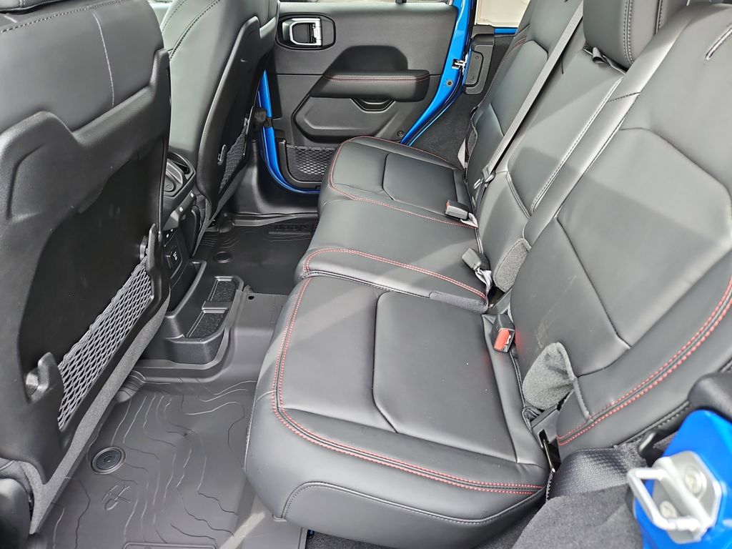 2025 Jeep Wrangler 4-Door Rubicon - Photo 8
