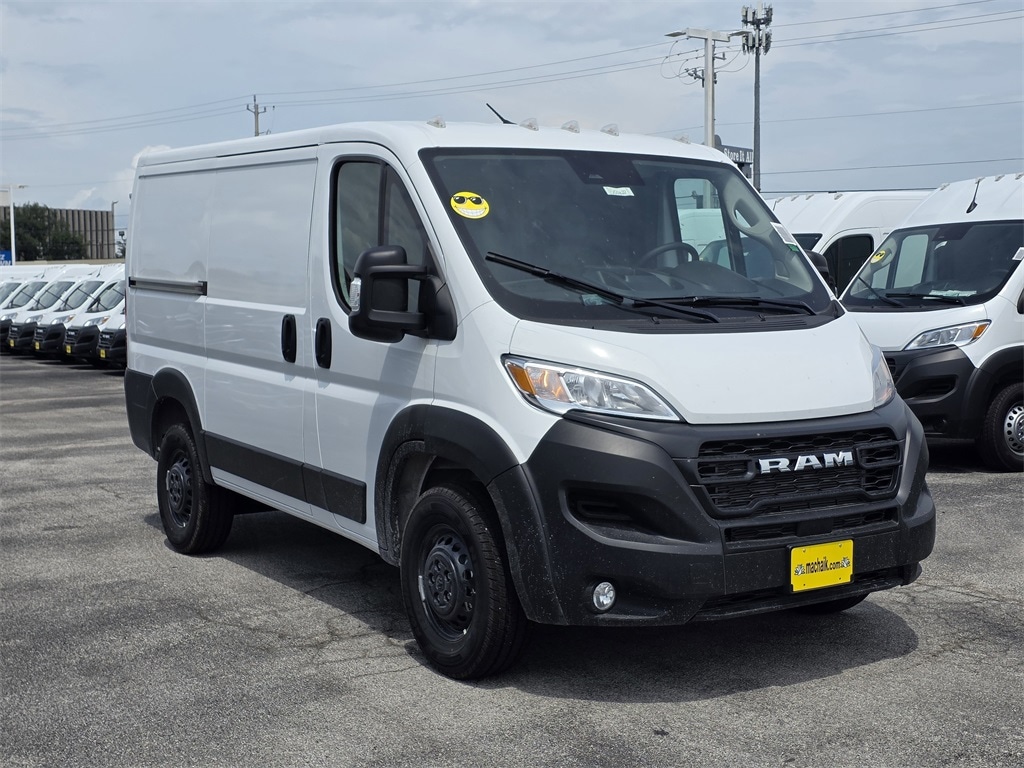 New 2025 Ram ProMaster PROMASTER 1500 TRADESMAN CARGO VAN LOW ROOF 118' W Cargo Van