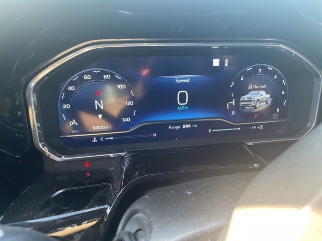 2022 Chevrolet Silverado 1500 RST photo 3