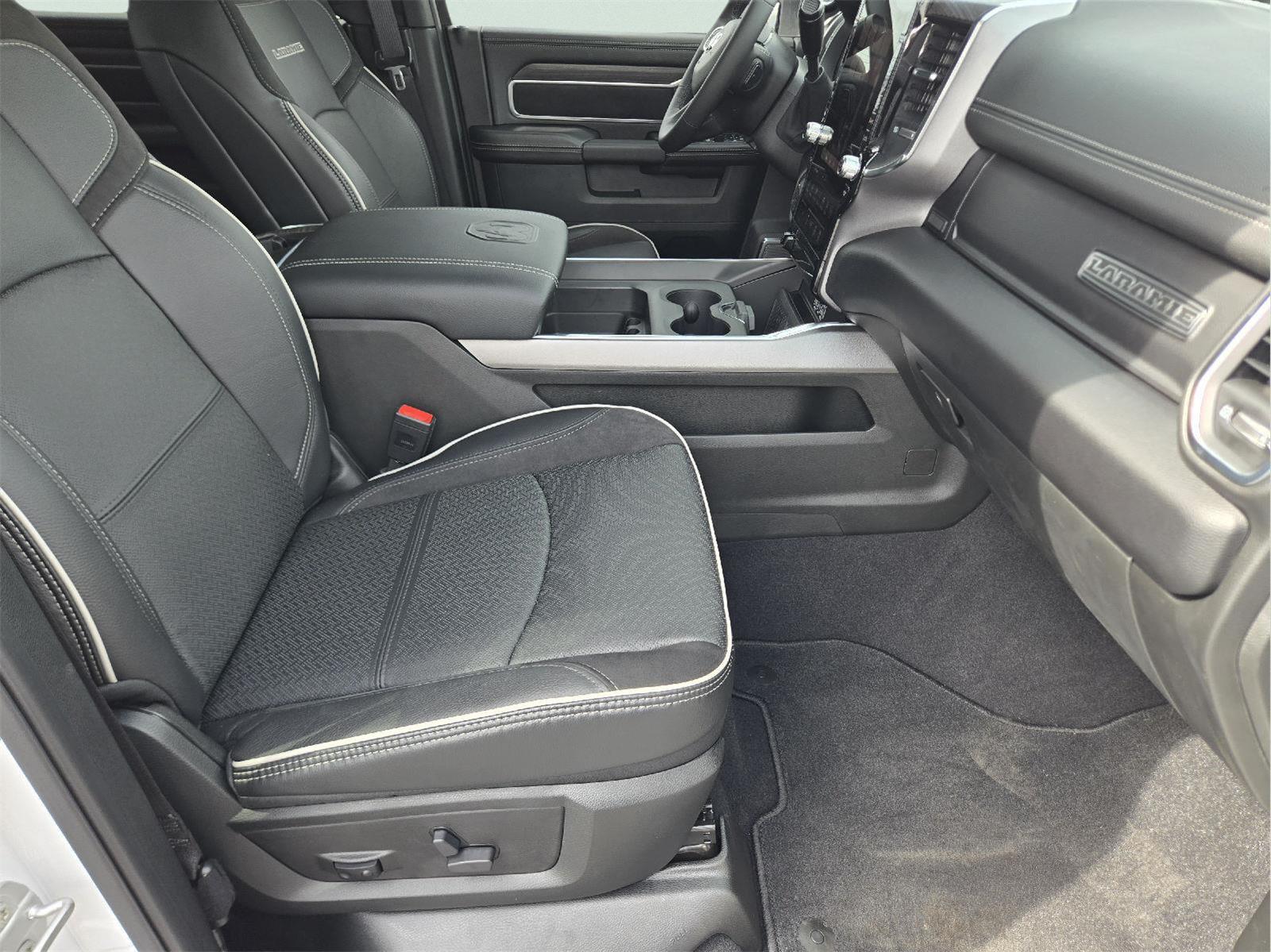 2025 RAM Ram 2500 Pickup Laramie - Photo 17