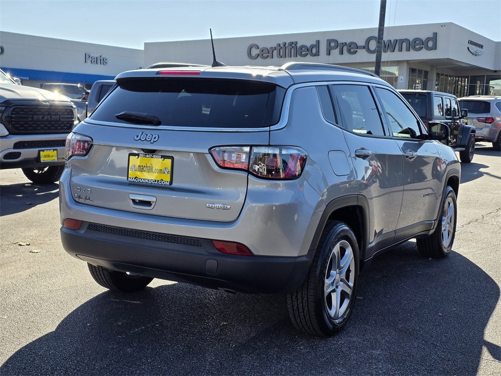Used 2023 Jeep Compass Latitude SUV