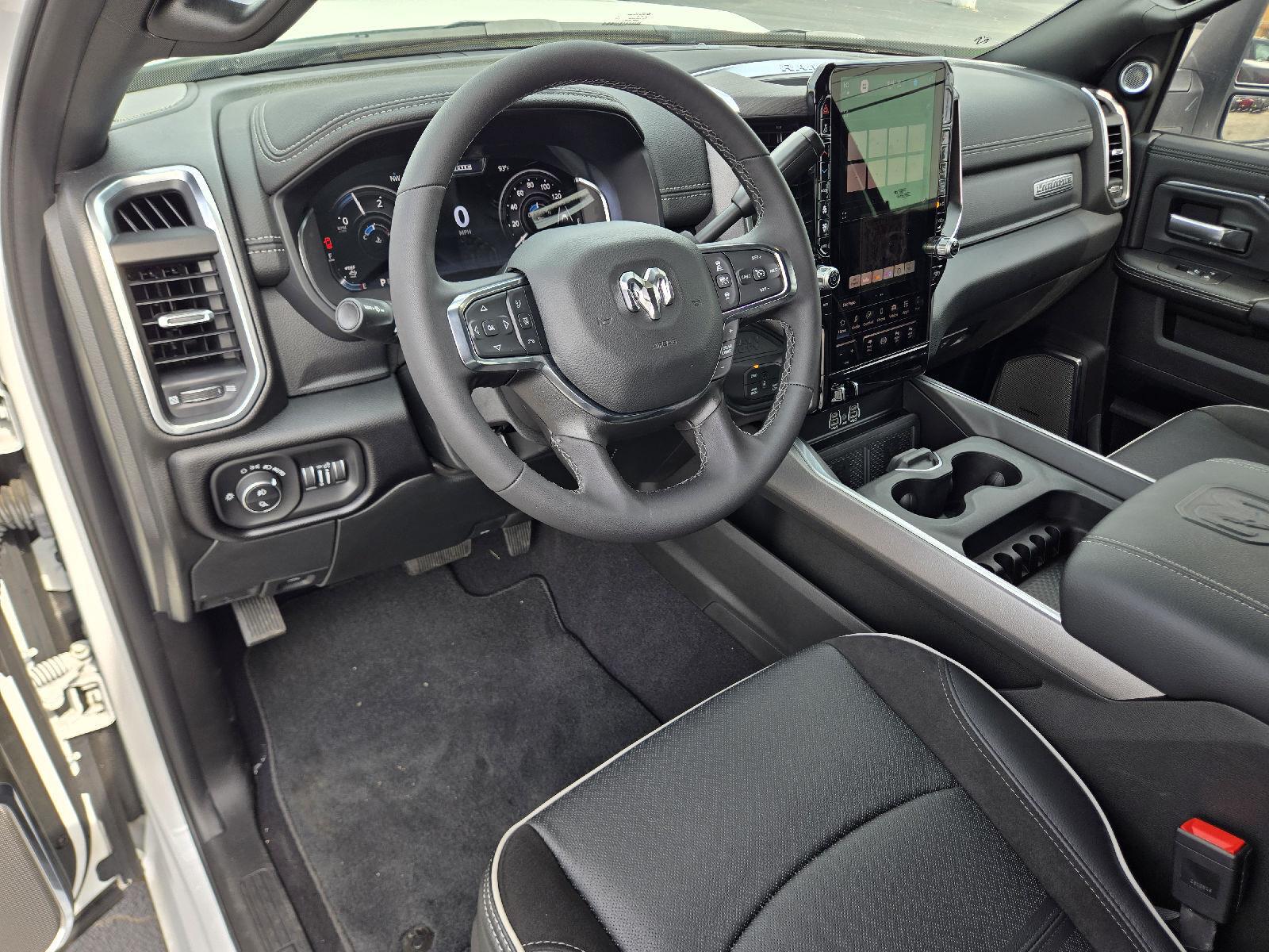 2025 RAM Ram 2500 Pickup Laramie - Photo 12