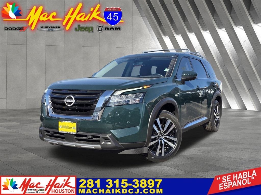 Used 2024 Nissan Pathfinder Platinum SUV