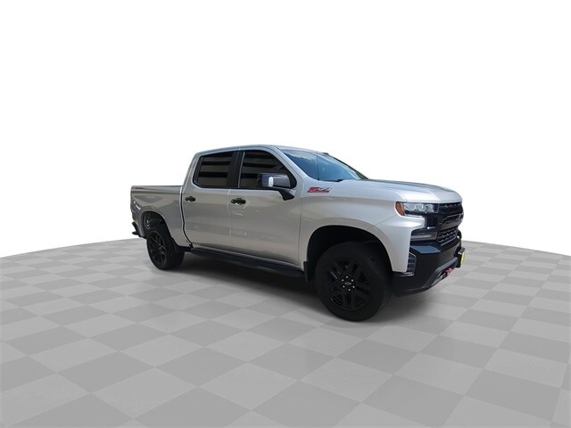 2022 Chevrolet Silverado 1500 LT Trail Boss photo 2