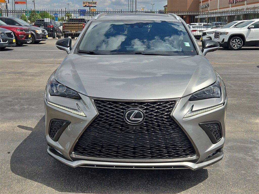 2021 Lexus NX 300 F SPORT photo 2