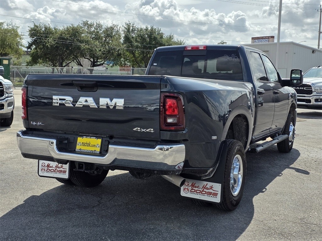 2026 Ram 3500 Tradesman photo 3