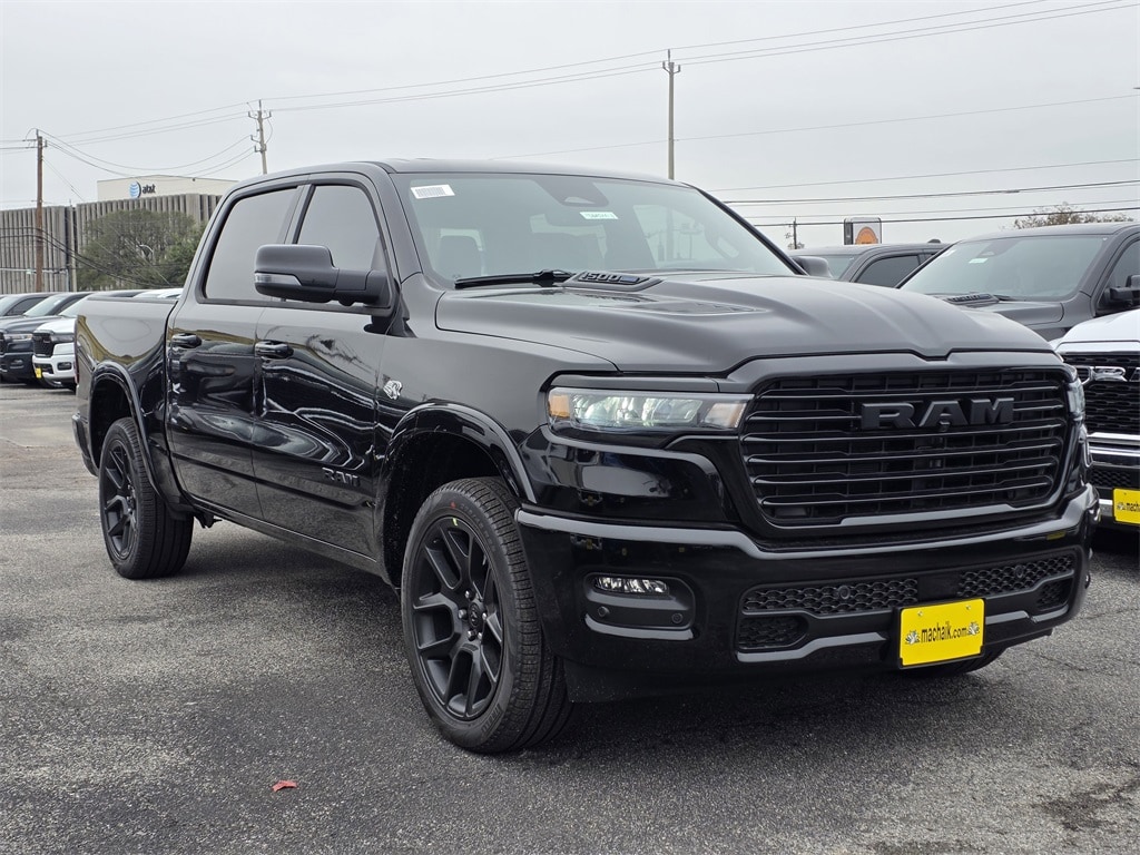 New 2026 Ram 1500 LARAMIE CREW CAB 4X4 5'7 BOX Pickup