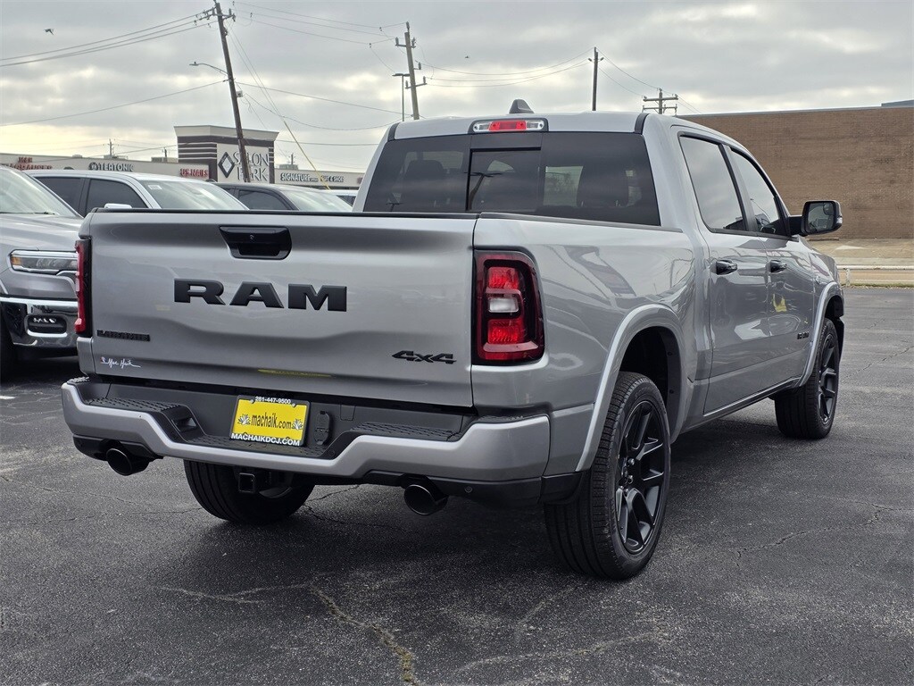 New 2026 Ram 1500 LARAMIE CREW CAB 4X4 5'7 BOX Pickup