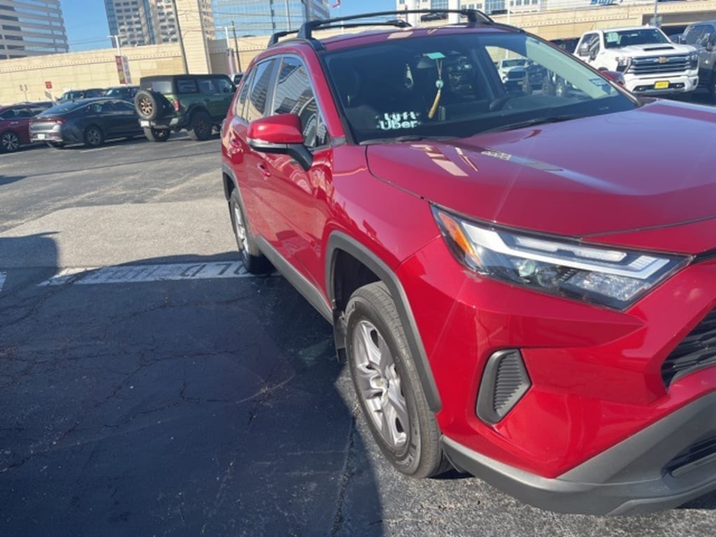 Used 2025 Toyota RAV4 XLE SUV