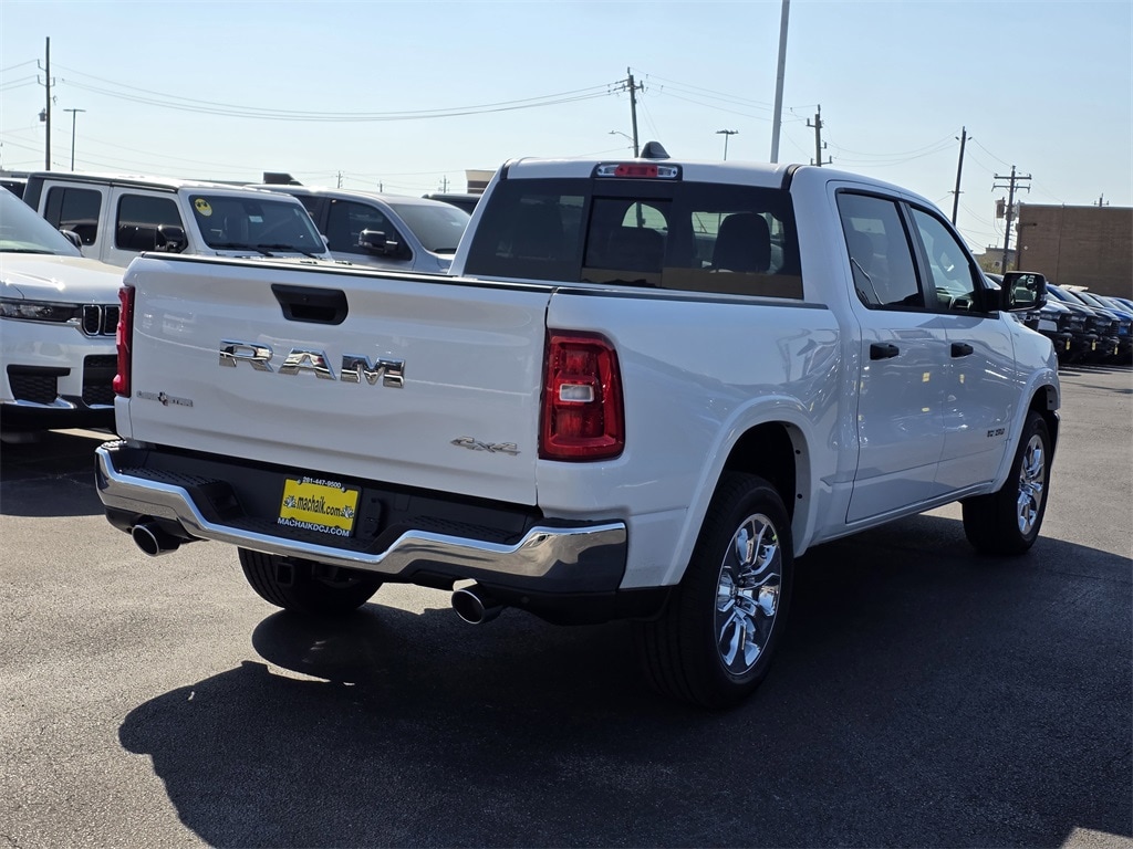 New 2026 Ram 1500 LONE STAR CREW CAB 4X4 5'7 BOX Pickup