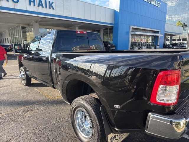 2024 Ram 3500 Tradesman photo 3