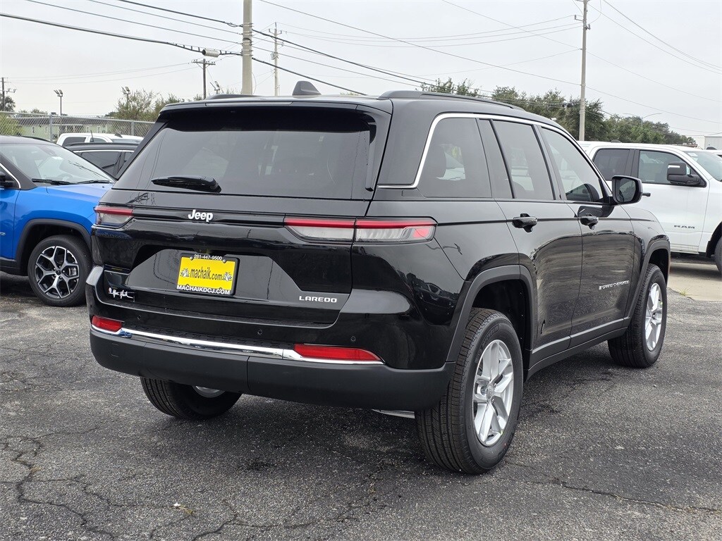 New 2025 Jeep Grand Cherokee LAREDO X 4X2 Sport Utility