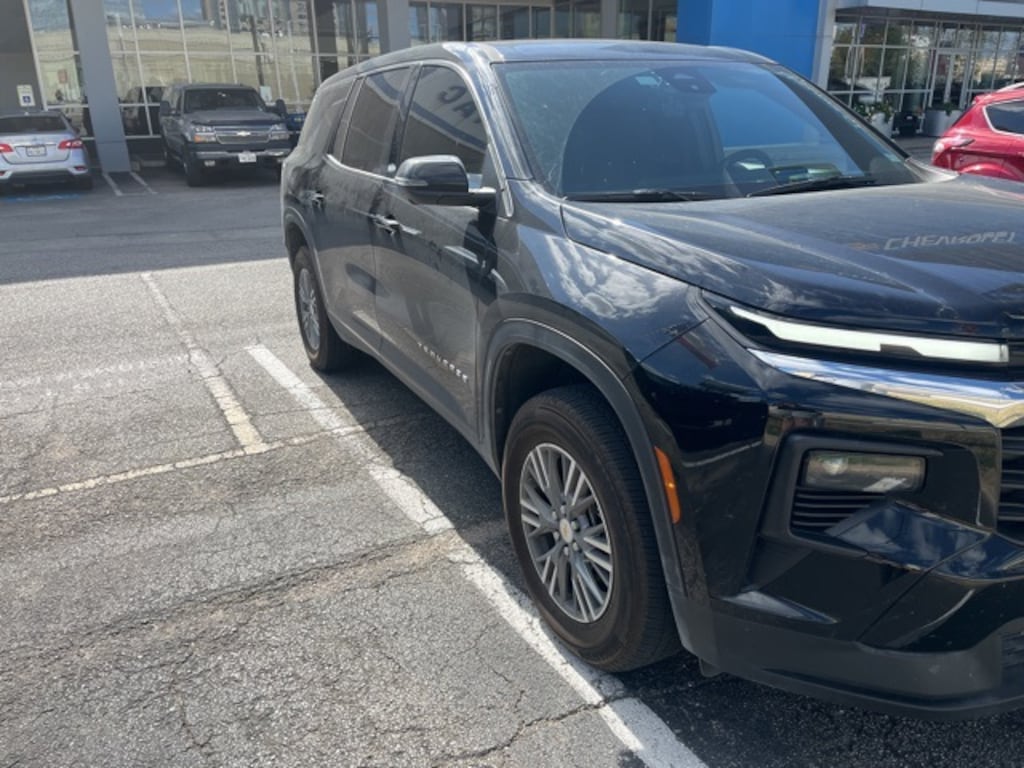 Used 2024 Chevrolet Traverse LS SUV