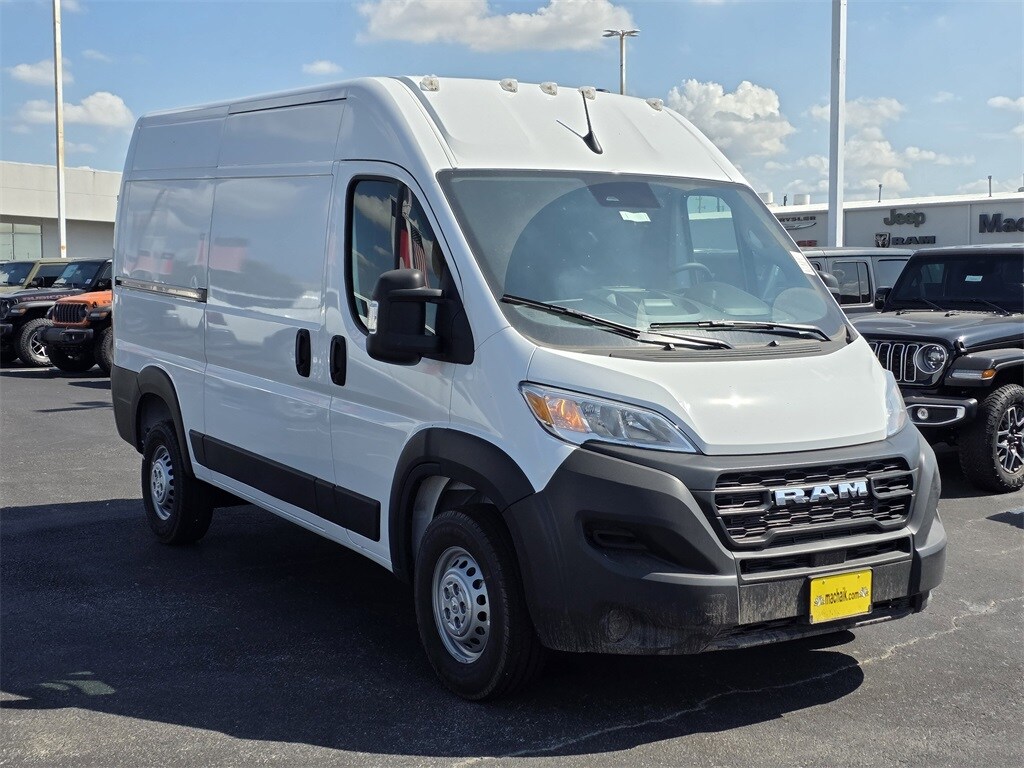 New 2025 Ram ProMaster PROMASTER 1500 TRADESMAN CARGO VAN HIGH ROOF 136' Cargo Van