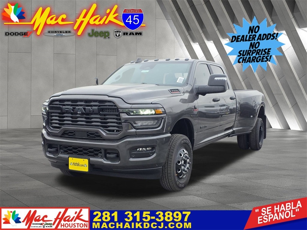 New 2026 Ram 3500 LONE STAR CREW CAB 4X4 8' BOX Pickup