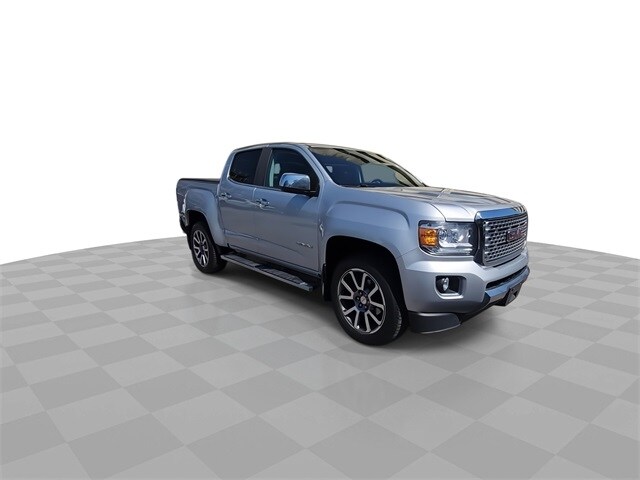 2017 Gmc Canyon Denali photo 2