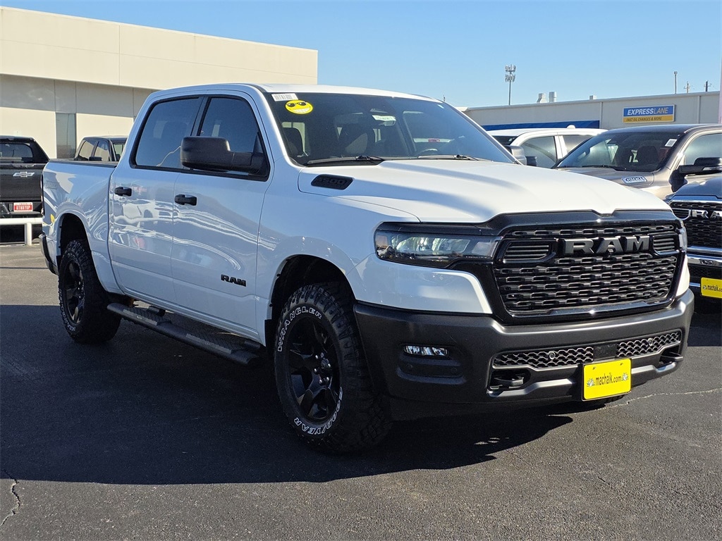 New 2026 Ram 1500 WARLOCK CREW CAB 4X4 5'7 BOX Pickup