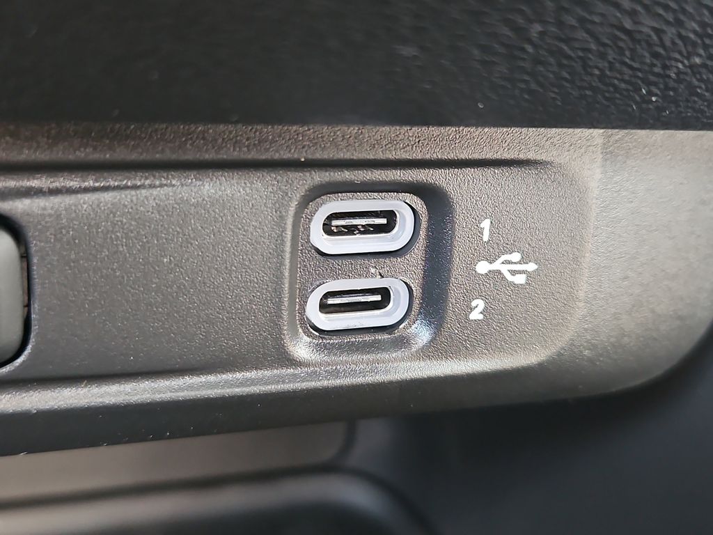 2025 Dodge Charger Daytona R/T - Photo 14