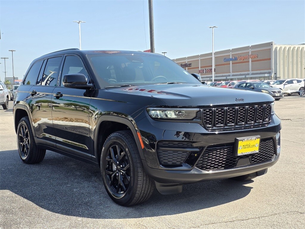 2025 Jeep Grand Cherokee Altitude X photo 3