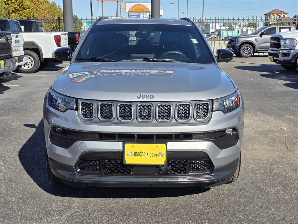 Used 2023 Jeep Compass Latitude SUV