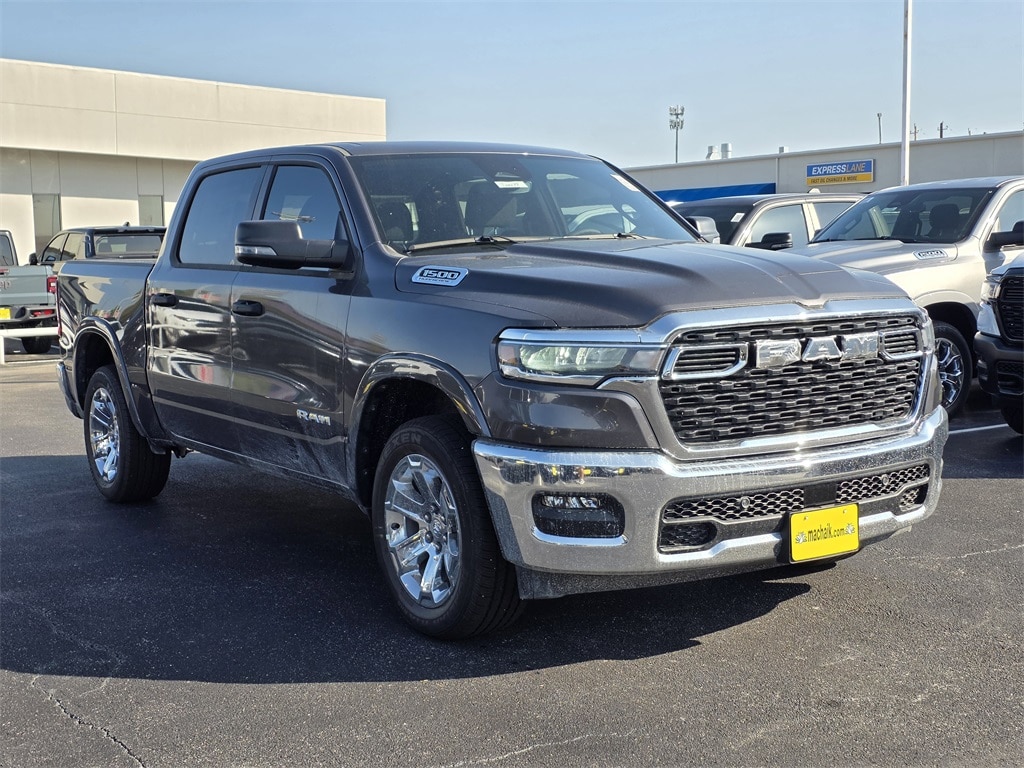 New 2026 Ram 1500 LONE STAR CREW CAB 4X4 5'7 BOX Pickup