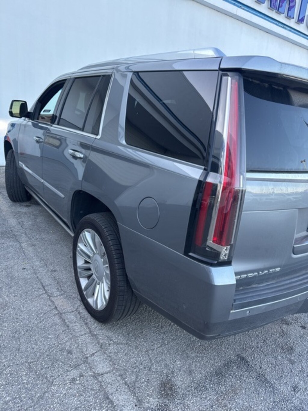 Used 2018 Cadillac Escalade Platinum Edition SUV