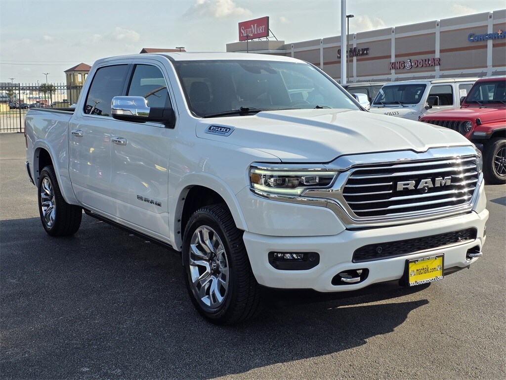 2022 Ram 1500 Laramie Longhorn photo 3