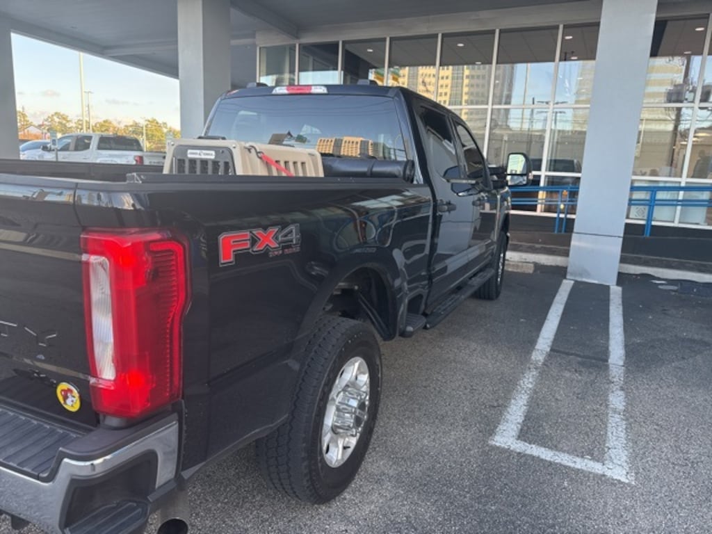 Used 2025 Ford F-250SD XLT Truck