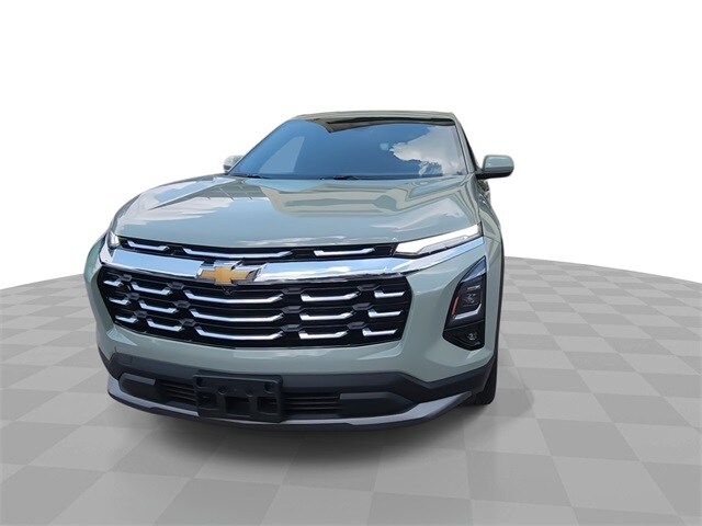 2026 Chevrolet Equinox LT photo 3