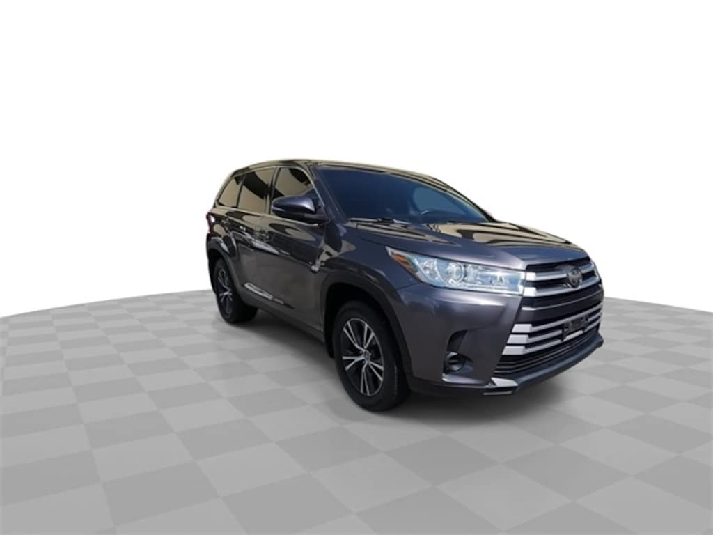 Used 2019 Toyota Highlander LE SUV