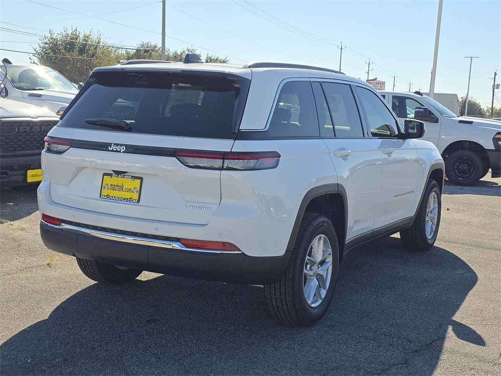 New 2025 Jeep Grand Cherokee LAREDO X 4X2 Sport Utility