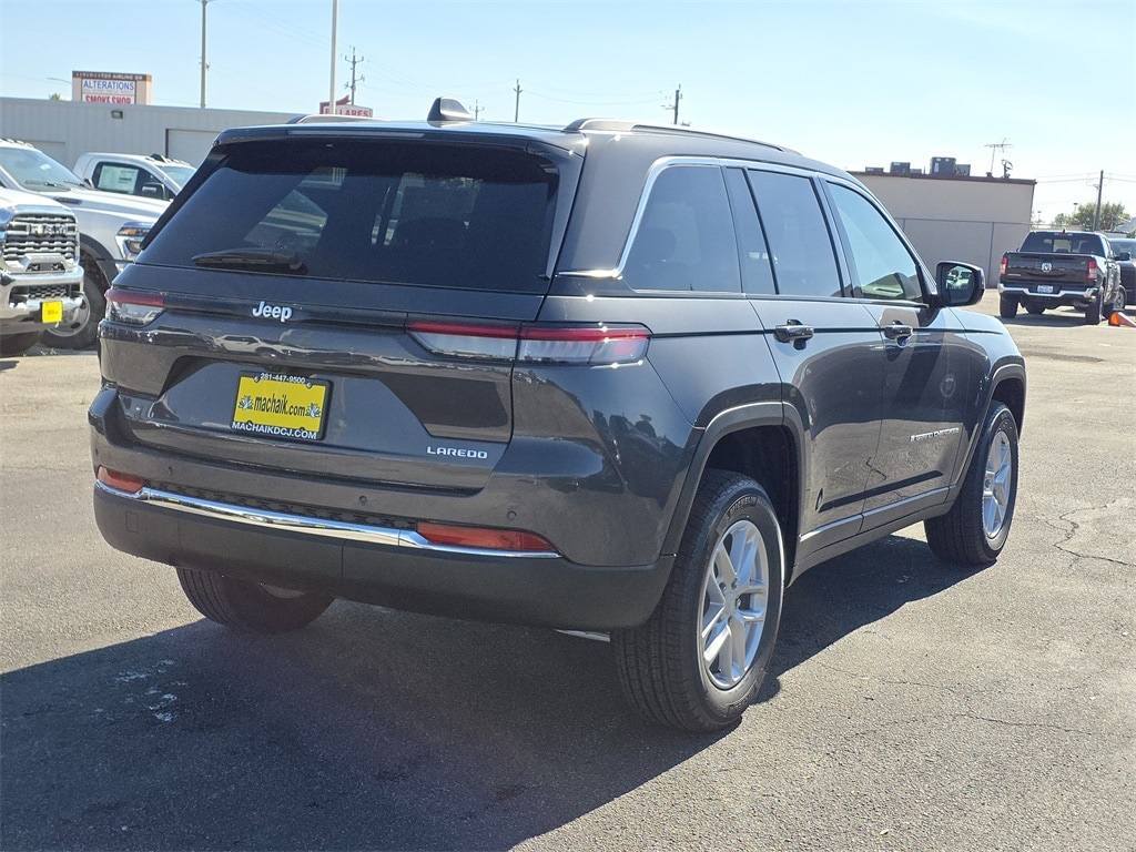 New 2025 Jeep Grand Cherokee LAREDO X 4X2 Sport Utility