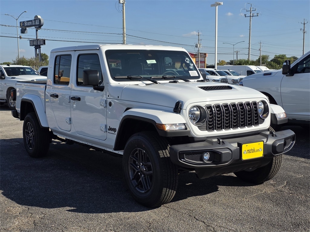 New 2025 Jeep Gladiator SPORT S 4X4 Pickup