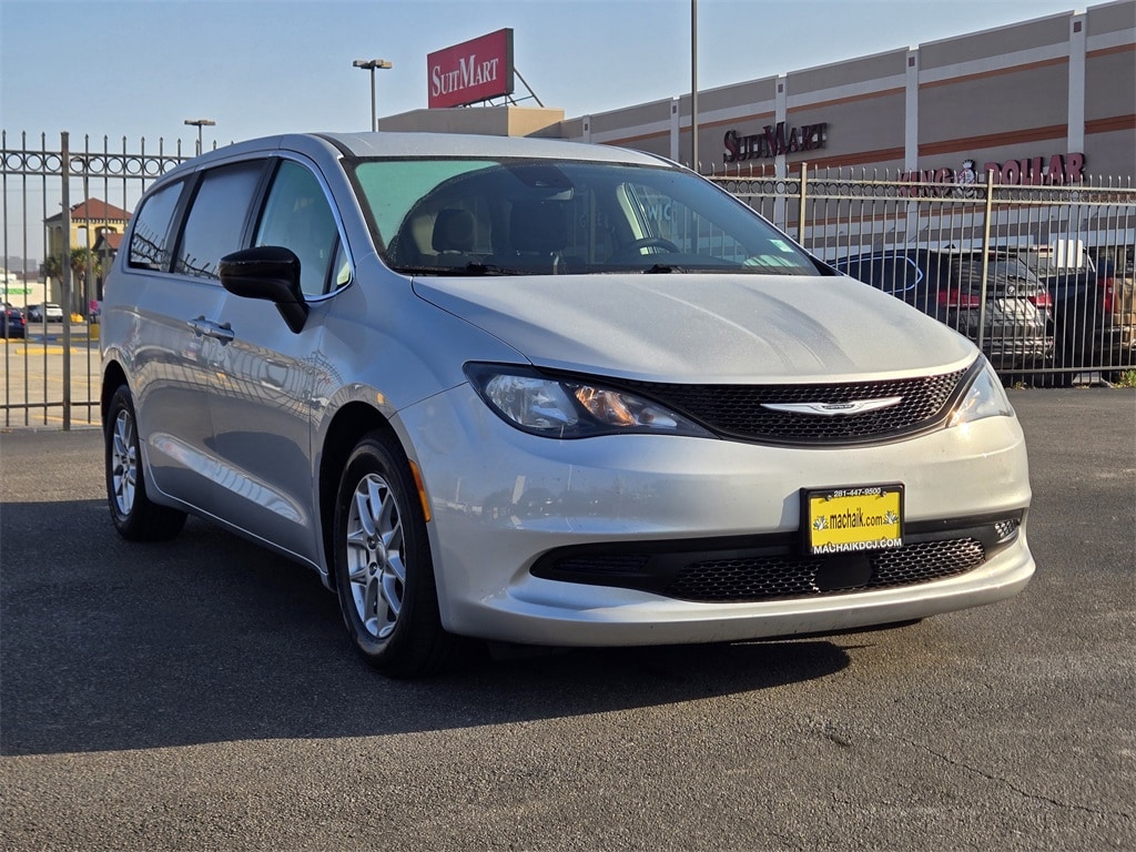 Used 2024 Chrysler Voyager LX Minivan/Van