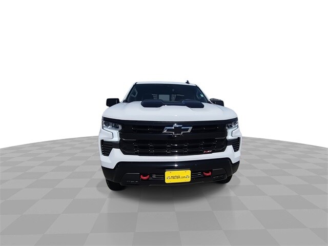 2024 Chevrolet Silverado 1500 LT Trail Boss photo 3