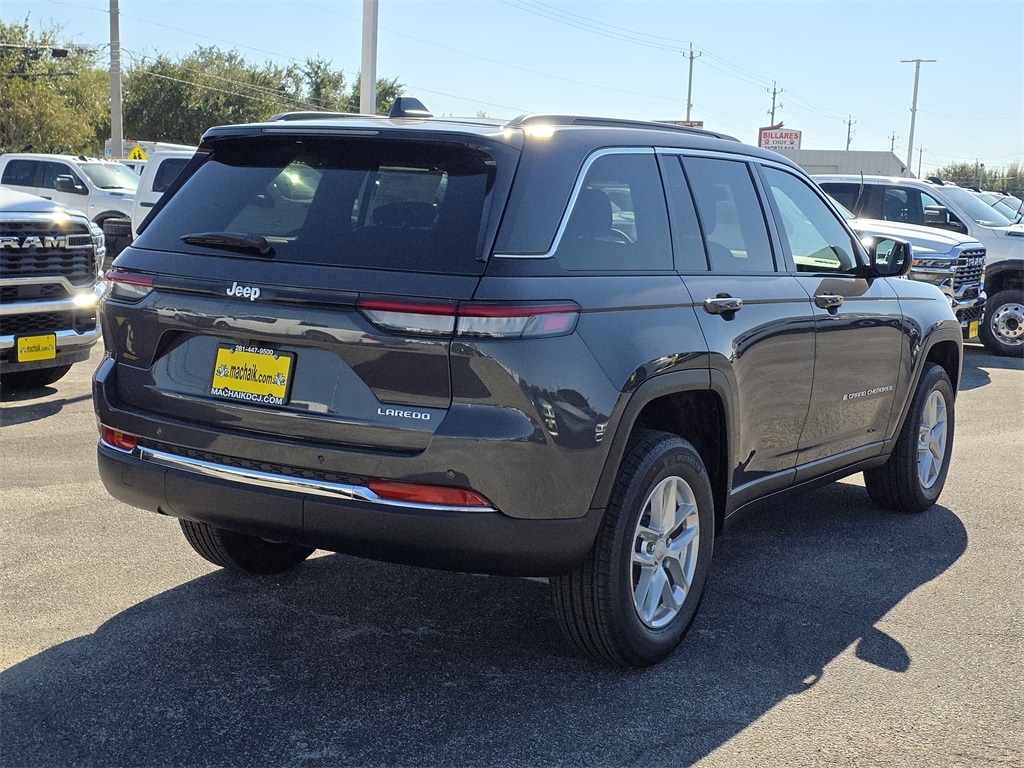 New 2025 Jeep Grand Cherokee LAREDO X 4X2 Sport Utility