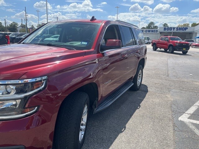 2018 Chevrolet Tahoe LT photo 4