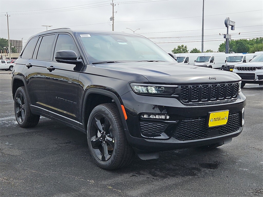 2025 Jeep Grand Cherokee Limited photo 2