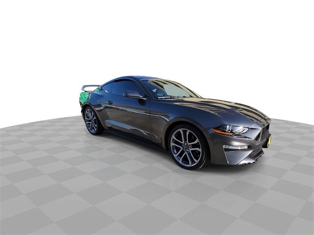 2018 Ford Mustang EcoBoost Premium photo 2