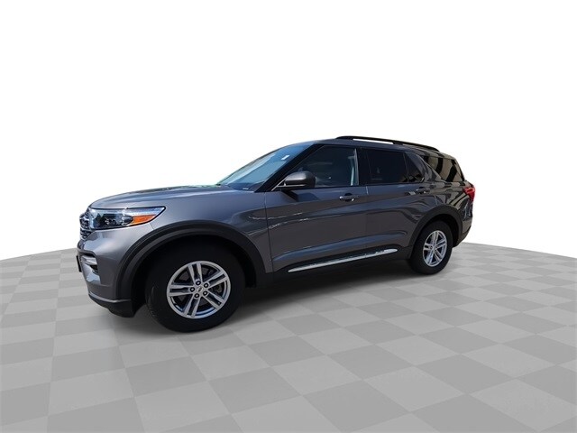 2021 Ford Explorer XLT photo 4