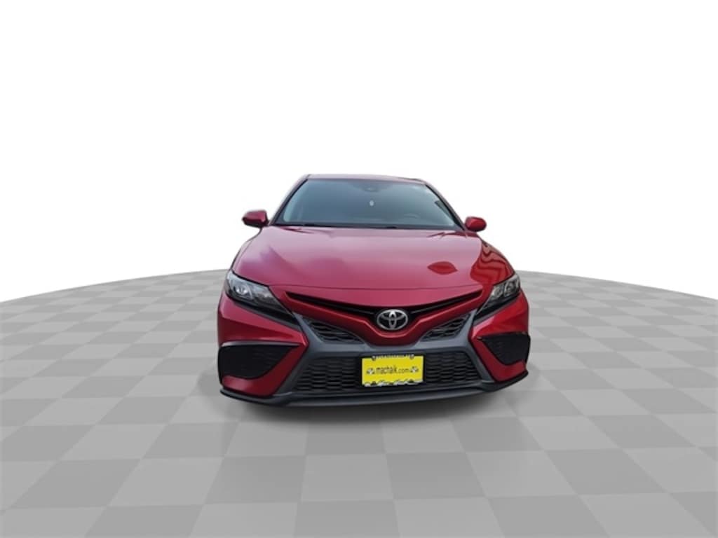 Used 2021 Toyota Camry SE Sedan