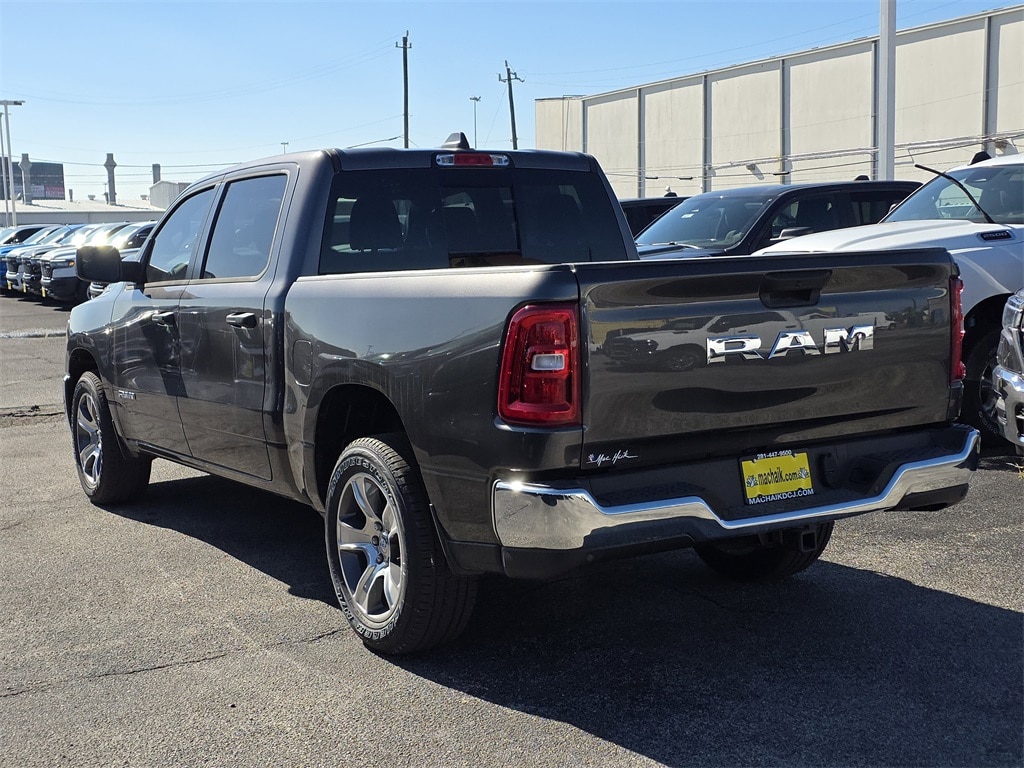 New 2025 Ram 1500 TRADESMAN CREW CAB 4X2 5'7 BOX Pickup