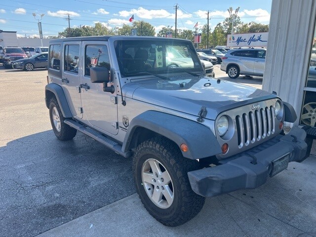 2013 Jeep Wrangler Unlimited Sport photo 3