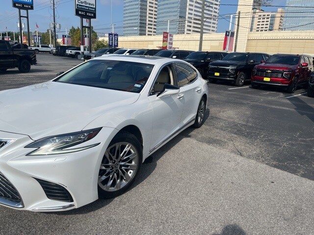 2018 Lexus LS 500 photo 4